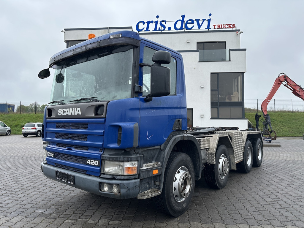 Scania P124 420 8x4 Multilift 26 t | Retarder - شاحنة ذات الخطاف: صور 1 Scania P124 420 8x4 Multilift 26 t | Retarder - شاحنة ذات الخطاف: صور 1