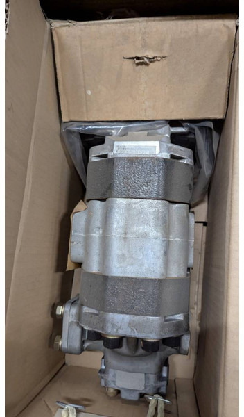 Komatsu HD405-7 - HYDRAULIC PUMP - 705-95-07081 - شاحنة قلابة للمحاجر: صور 1 Komatsu HD405-7 - HYDRAULIC PUMP - 705-95-07081 - شاحنة قلابة للمحاجر: صور 1