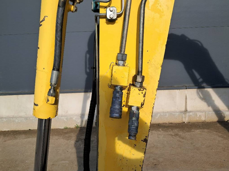 Komatsu PC50MR-2 - حفارة مصغرة: صور 4 Komatsu PC50MR-2 - حفارة مصغرة: صور 4