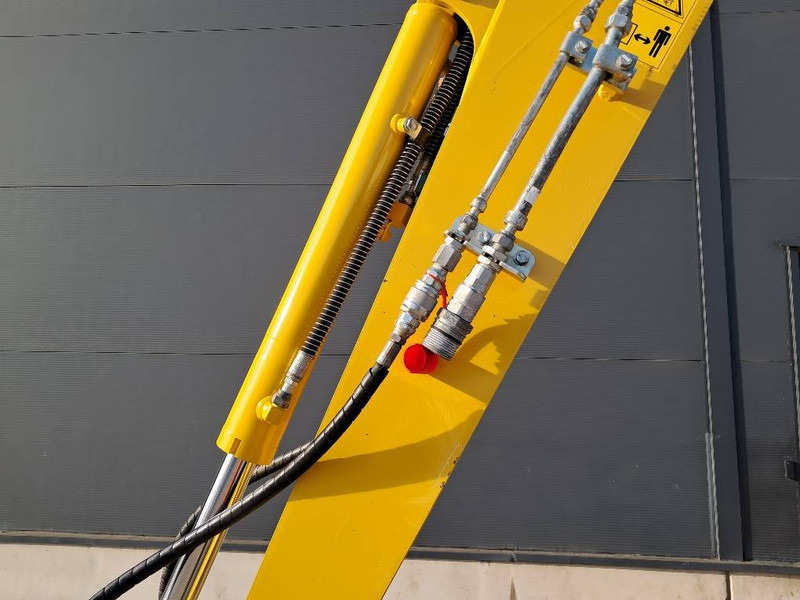 Komatsu PC55MR-5 - حفارة مصغرة: صور 5 Komatsu PC55MR-5 - حفارة مصغرة: صور 5