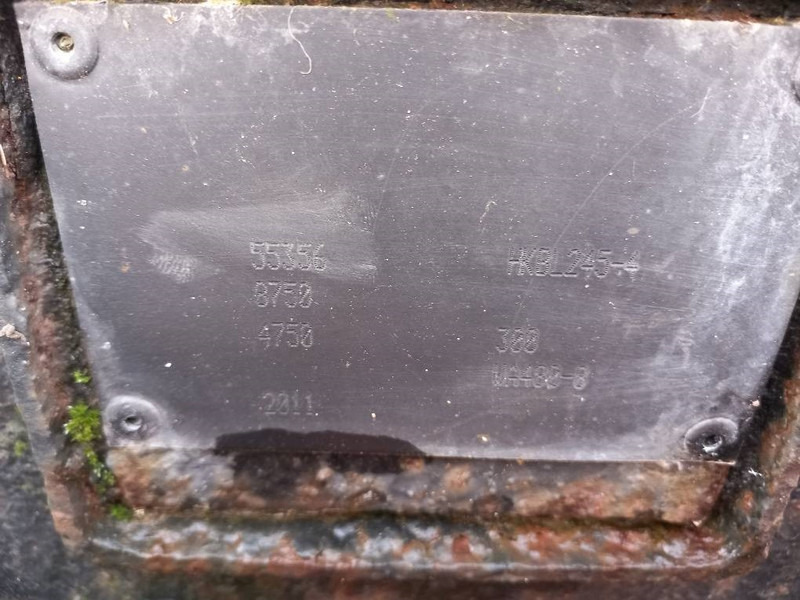 Komatsu WA480-8 - بكت - آلات البناء: صور 2 Komatsu WA480-8 - بكت - آلات البناء: صور 2