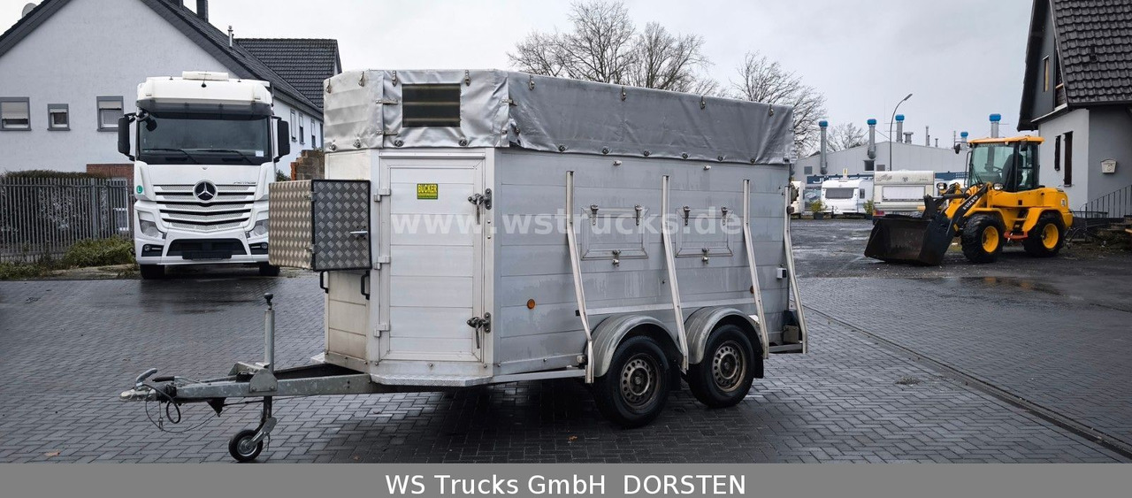 Blomert V30 Großvieh Vollalu Seilwinde - شاحنة نقل المواشي مقطورة: صور 2 Blomert V30 Großvieh Vollalu Seilwinde - شاحنة نقل المواشي مقطورة: صور 2