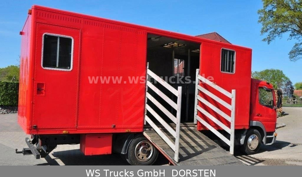 شاحنة نقل خيل Mercedes-Benz 1224 EURO. 3: صور 6