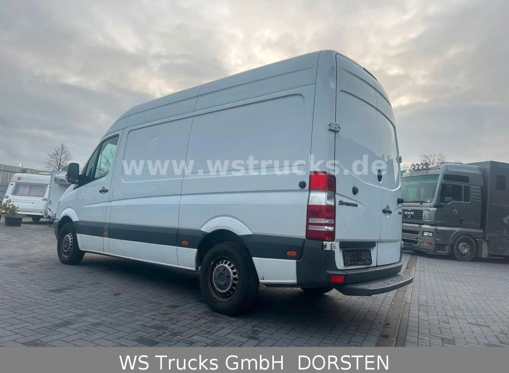 Mercedes-Benz Sprinter II Kasten 216 CDI Hoch/Lang - سيارة: صور 4 Mercedes-Benz Sprinter II Kasten 216 CDI Hoch/Lang - سيارة: صور 4