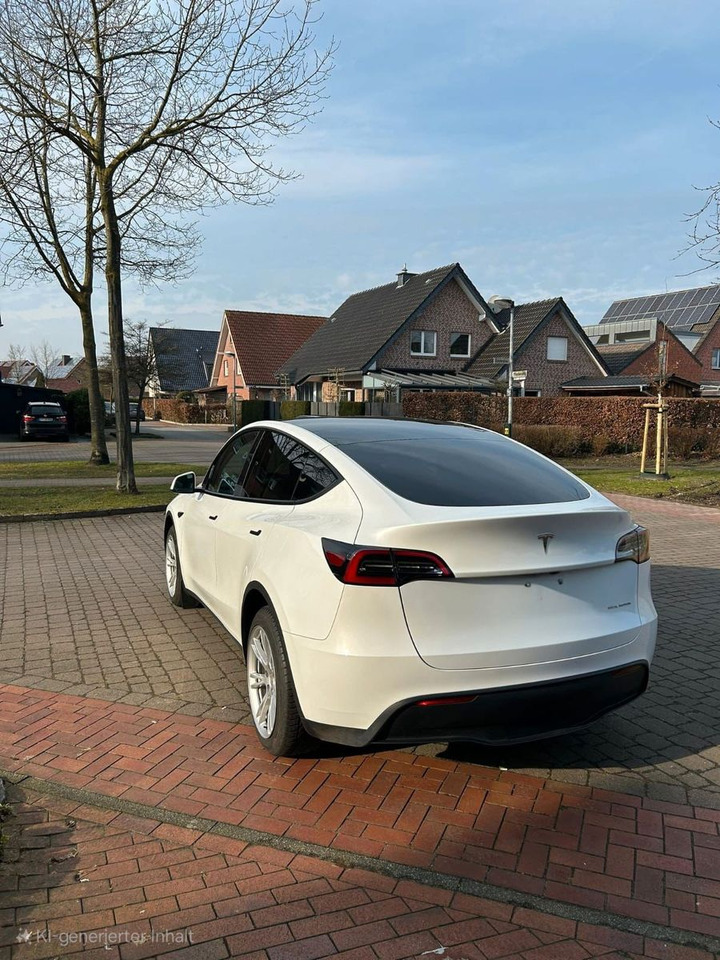 Tesla Model Y Hinterradantrieb RWD - سيدان: صور 3 Tesla Model Y Hinterradantrieb RWD - سيدان: صور 3