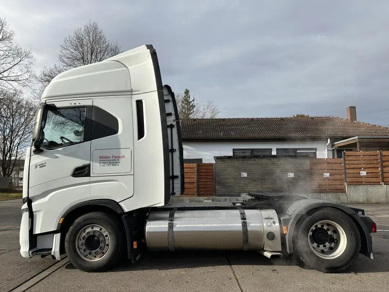 Iveco Stralis S-Way*460*LNG*Retarder*2 Tanks - شاحنة جرار: صور 2 Iveco Stralis S-Way*460*LNG*Retarder*2 Tanks - شاحنة جرار: صور 2