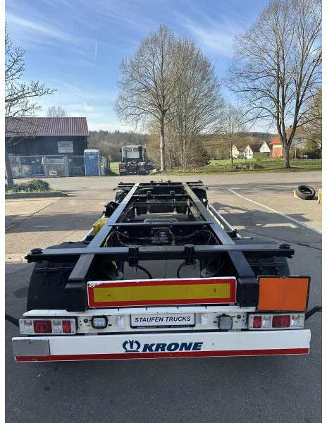 Krone 10 x Jumbo Lafette deutsche Anh. TÜV NEU! 10 x Jumbo Lafette deutsche Anh. TÜV NEU! - شاحنات الحاويات/ جسم علوي قابل للتغيير مقطورة: صور 4 Krone 10 x Jumbo Lafette deutsche Anh. TÜV NEU! 10 x Jumbo Lafette deutsche Anh. TÜV NEU! - شاحنات الحاويات/ جسم علوي قابل للتغيير مقطورة: صور 4