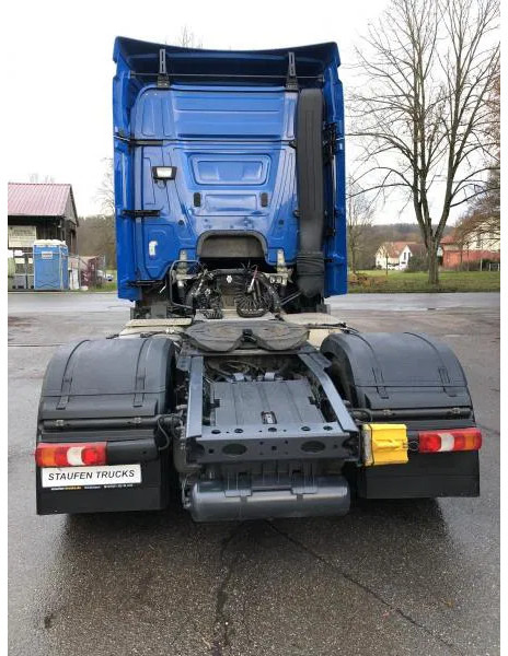 Mercedes-Benz Actros 1845 LS LOW MEGA Streamspace Intarder - شاحنة جرار: صور 5 Mercedes-Benz Actros 1845 LS LOW MEGA Streamspace Intarder - شاحنة جرار: صور 5