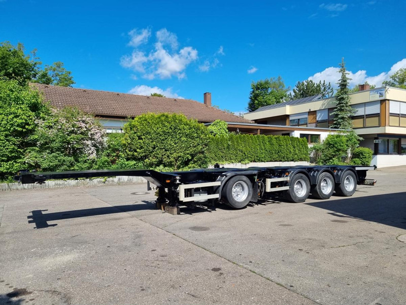 Nooteboom CT-53-04 D 4-Achs Containerchassis Combitrailer CT-53-04 D 4-Achs Containerchassis Combitrailer - شاحنات الحاويات/ جسم علوي قابل للتغيير نصف مقطورة: صور 1 Nooteboom CT-53-04 D 4-Achs Containerchassis Combitrailer CT-53-04 D 4-Achs Containerchassis Combitrailer - شاحنات الحاويات/ جسم علوي قابل للتغيير نصف مقطورة: صور 1