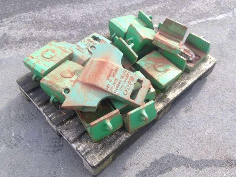 PIECES D'USURE POUR BROYEUR ESCO - قطع الغيار - غربال: صور 4 PIECES D'USURE POUR BROYEUR ESCO - قطع الغيار - غربال: صور 4