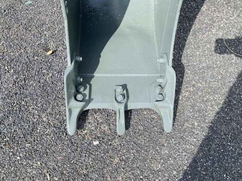 VOLVO BL71 - 450mm - بكت حفار - آلات البناء: صور 2 VOLVO BL71 - 450mm - بكت حفار - آلات البناء: صور 2