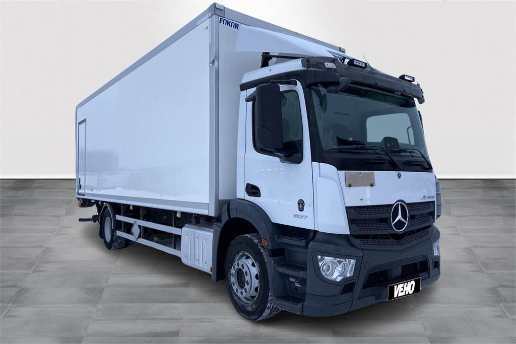 Mercedes-Benz ACTROS 1827 LNR Fokor 8,7m Ksa umpikori - بصندوق مغلق شاحنة: صور 3 Mercedes-Benz ACTROS 1827 LNR Fokor 8,7m Ksa umpikori - بصندوق مغلق شاحنة: صور 3