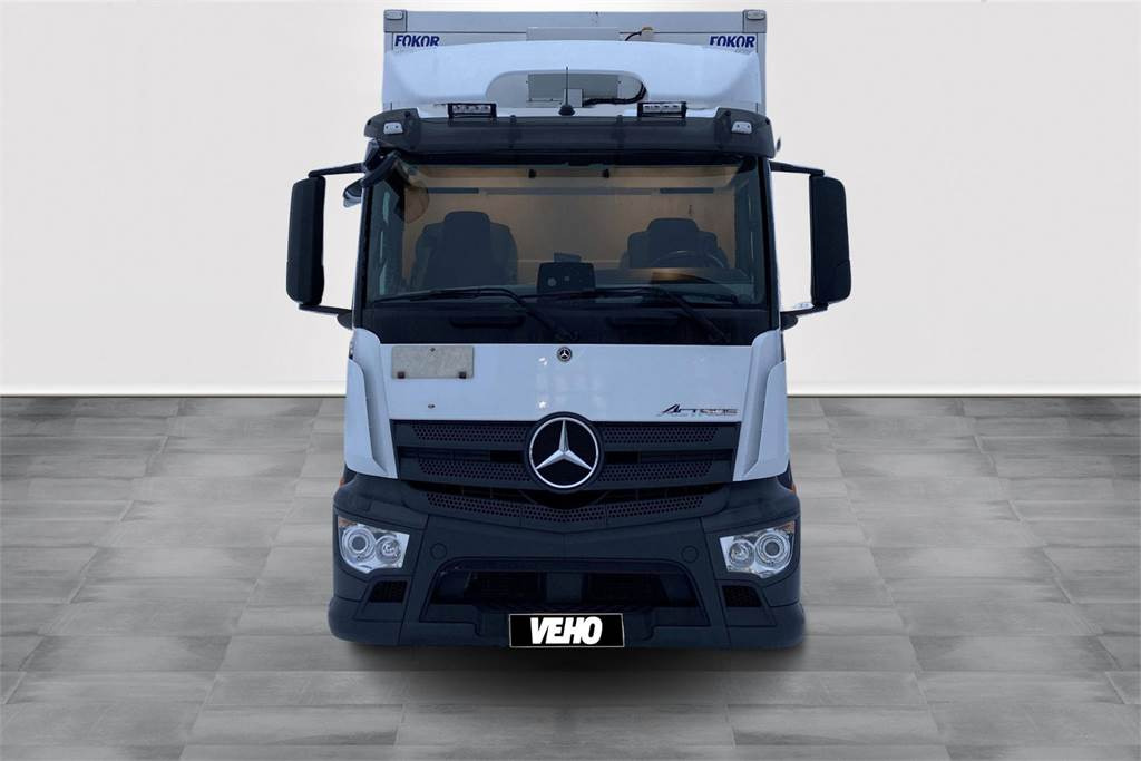 Mercedes-Benz ACTROS 1827 LNR Fokor 8,7m Ksa umpikori - بصندوق مغلق شاحنة: صور 2 Mercedes-Benz ACTROS 1827 LNR Fokor 8,7m Ksa umpikori - بصندوق مغلق شاحنة: صور 2