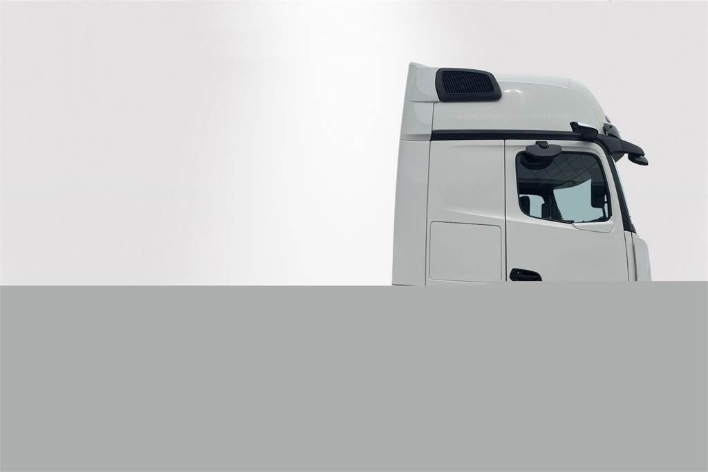 Mercedes-Benz ACTROS ACTROS 2551LS 6x2/4 Väliteli - شاحنة جرار: صور 2 Mercedes-Benz ACTROS ACTROS 2551LS 6x2/4 Väliteli - شاحنة جرار: صور 2