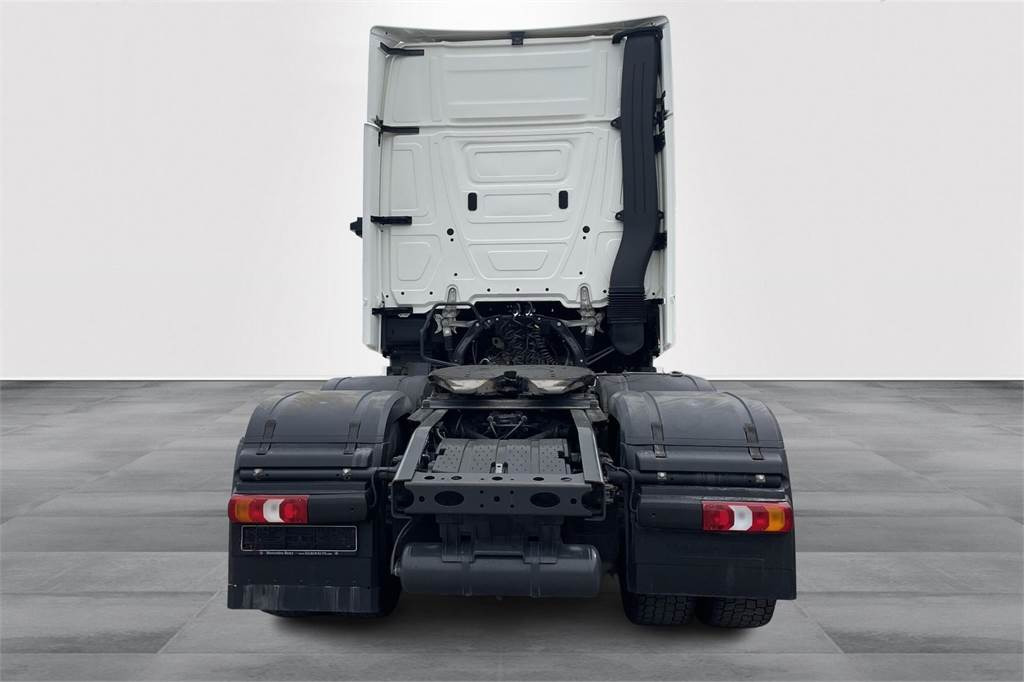 Mercedes-Benz ACTROS ACTROS 2551LS 6x2/4 Väliteli - شاحنة جرار: صور 3 Mercedes-Benz ACTROS ACTROS 2551LS 6x2/4 Väliteli - شاحنة جرار: صور 3