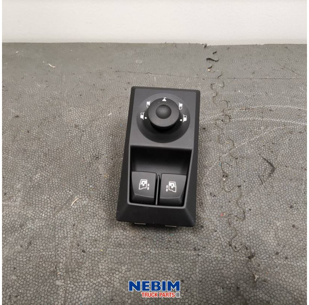 Renault Renault - 7424325374 - bedieningspaneel bestuurdersportier - قطع الغيار: صور 1 Renault Renault - 7424325374 - bedieningspaneel bestuurdersportier - قطع الغيار: صور 1