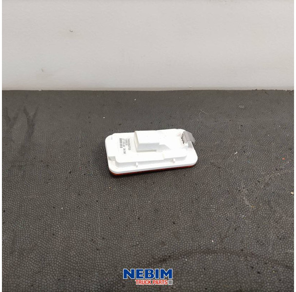 Renault Renault - 7482392733 - Zijmarkeringslamp LED - قطع الغيار - شاحنة: صور 2 Renault Renault - 7482392733 - Zijmarkeringslamp LED - قطع الغيار - شاحنة: صور 2