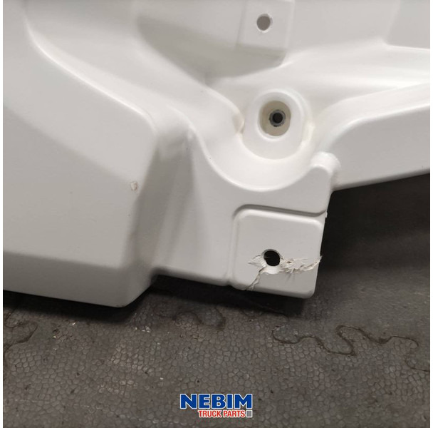 Volvo Volvo - 22376336 - Bumper FL3 - قطع الغيار - شاحنة: صور 3 Volvo Volvo - 22376336 - Bumper FL3 - قطع الغيار - شاحنة: صور 3