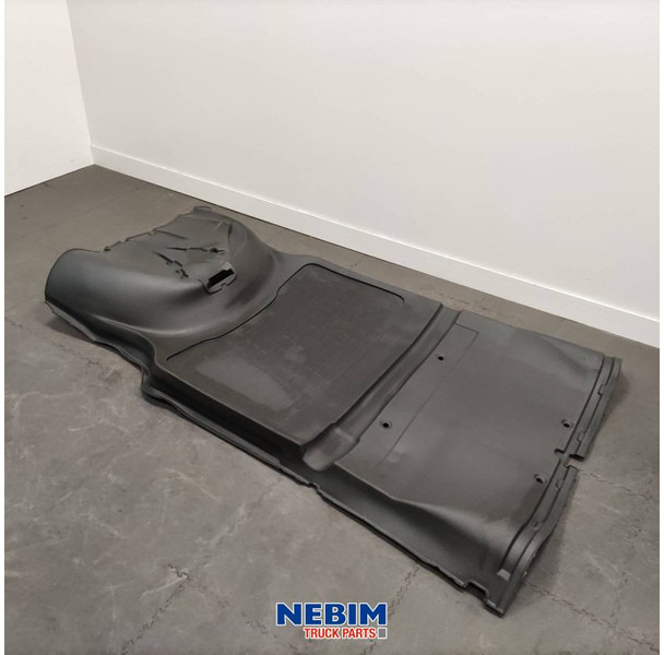 Volvo Volvo - 82174762 - Vloermat cabine - قطع الغيار - شاحنة: صور 1 Volvo Volvo - 82174762 - Vloermat cabine - قطع الغيار - شاحنة: صور 1