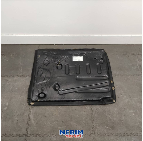 Volvo Volvo - 82289727 - Vloermat rechts achter - قطع الغيار - شاحنة: صور 2 Volvo Volvo - 82289727 - Vloermat rechts achter - قطع الغيار - شاحنة: صور 2