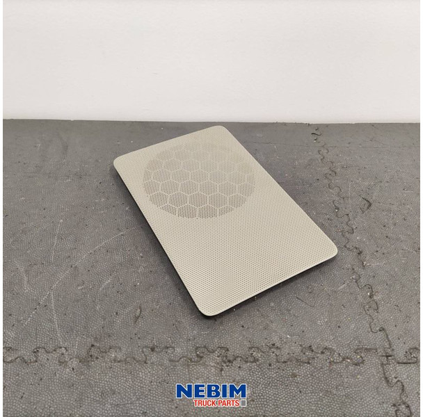 Volvo Volvo - 82332540 - Luidsprekergrille links - قطع الغيار - شاحنة: صور 1 Volvo Volvo - 82332540 - Luidsprekergrille links - قطع الغيار - شاحنة: صور 1