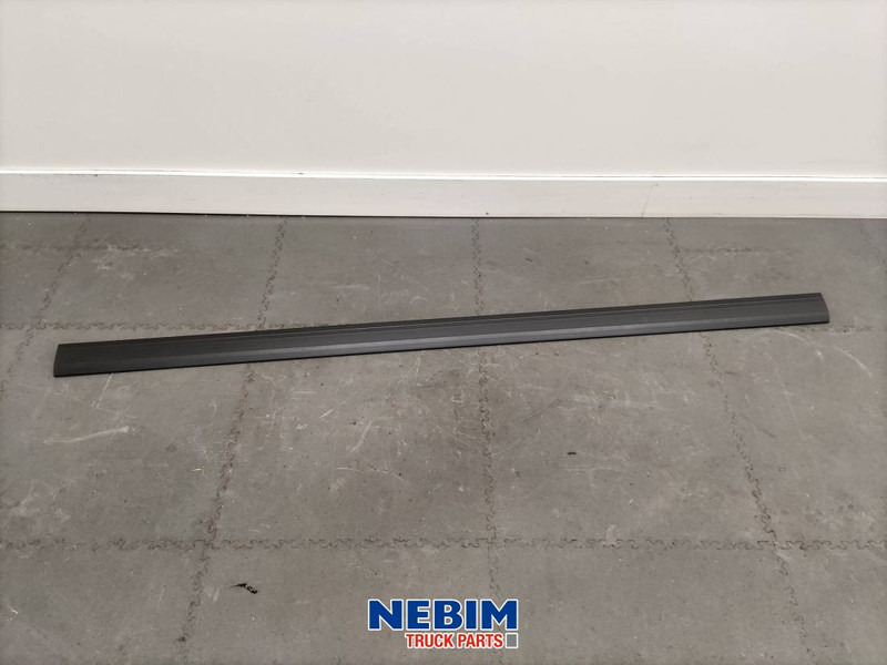 Volvo Volvo - 82639126 - Flap boven links 169cm - قطع الغيار - شاحنة: صور 1 Volvo Volvo - 82639126 - Flap boven links 169cm - قطع الغيار - شاحنة: صور 1