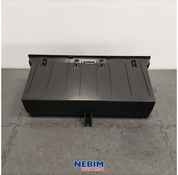 Volvo Volvo - 82858048 - Handschoenenkast - قطع الغيار - شاحنة: صور 2 Volvo Volvo - 82858048 - Handschoenenkast - قطع الغيار - شاحنة: صور 2