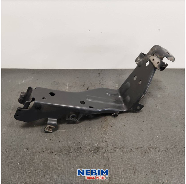 Volvo Volvo - 84058023 - Steun koplamp rechts - قطع الغيار - شاحنة: صور 1 Volvo Volvo - 84058023 - Steun koplamp rechts - قطع الغيار - شاحنة: صور 1