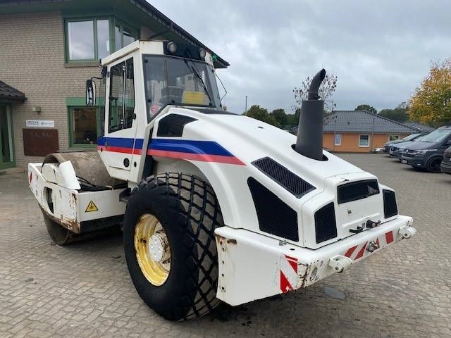 Bomag BW 213 D H-4 BVC - مدحلة: صور 3 Bomag BW 213 D H-4 BVC - مدحلة: صور 3