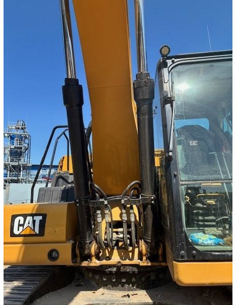 حفارات زحافة Cat 320-07 MIETE / RENTAL OQ 70/55 (12000965): صور 11