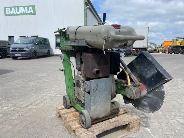 Lissmac FS-16 D/I (12005321) - آلات البناء: صور 4 Lissmac FS-16 D/I (12005321) - آلات البناء: صور 4