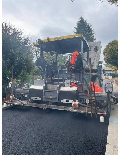 Vögele S 1800-3i MIETE / RENTAL - العامل بالقار: صور 1 Vögele S 1800-3i MIETE / RENTAL - العامل بالقار: صور 1