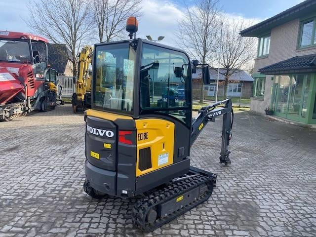 Volvo EC 18 E MIETE / RENTAL (12001764) - حفارة مصغرة: صور 5 Volvo EC 18 E MIETE / RENTAL (12001764) - حفارة مصغرة: صور 5
