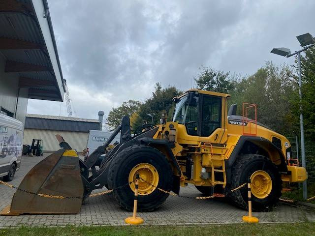Volvo L 150 H MIETE / RENTAL (12005547) - اللودر بعجل: صور 1 Volvo L 150 H MIETE / RENTAL (12005547) - اللودر بعجل: صور 1