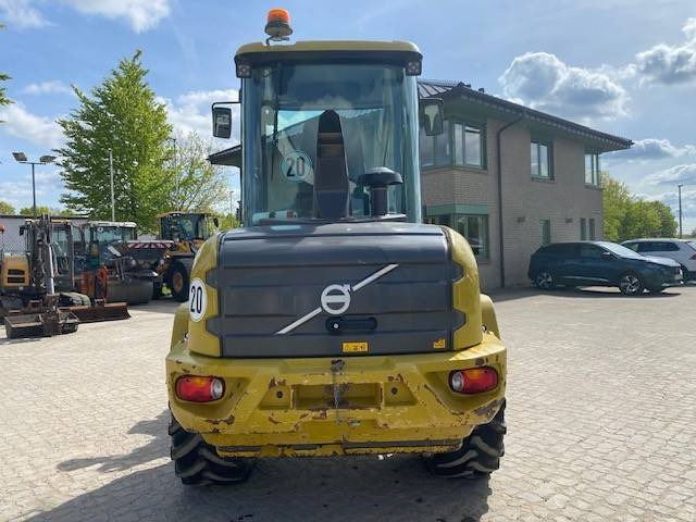 Volvo L 35 G MIETE / RENTAL (12002209) - اللودر بعجل: صور 3 Volvo L 35 G MIETE / RENTAL (12002209) - اللودر بعجل: صور 3