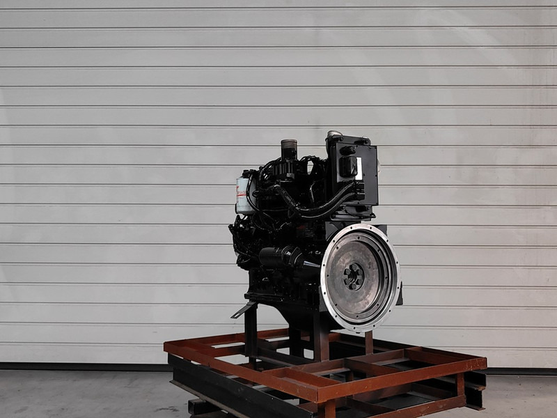 Cummins QSB3.3 CPL???? RECONDITIONED - آلات البناء: صور 5 Cummins QSB3.3 CPL???? RECONDITIONED - آلات البناء: صور 5