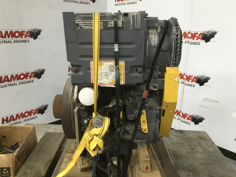 Deutz F2L1011F USED - آلات البناء: صور 1 Deutz F2L1011F USED - آلات البناء: صور 1