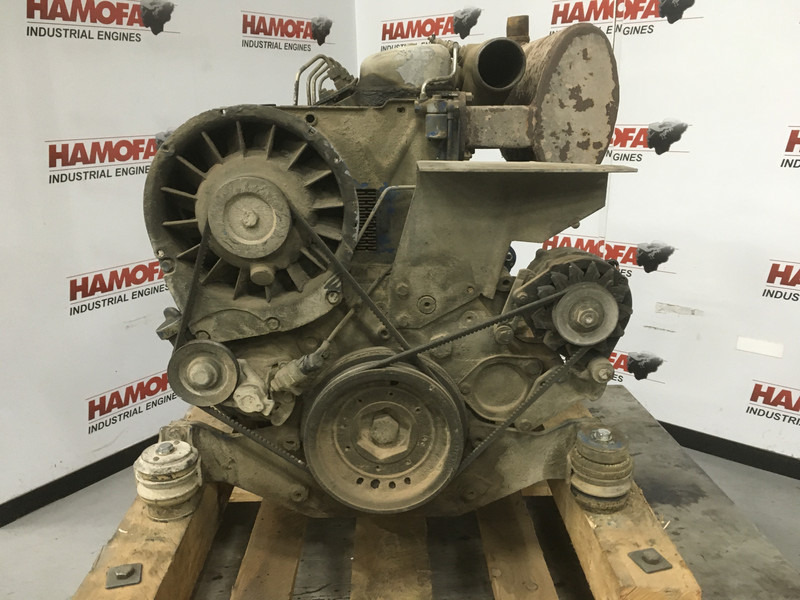 Deutz F4L912 USED - آلات البناء: صور 4 Deutz F4L912 USED - آلات البناء: صور 4