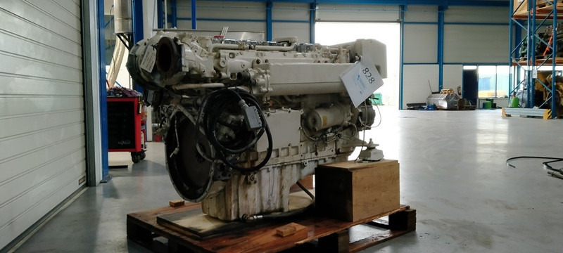 MAN D2876 LE402 USED - آلات البناء: صور 4 MAN D2876 LE402 USED - آلات البناء: صور 4