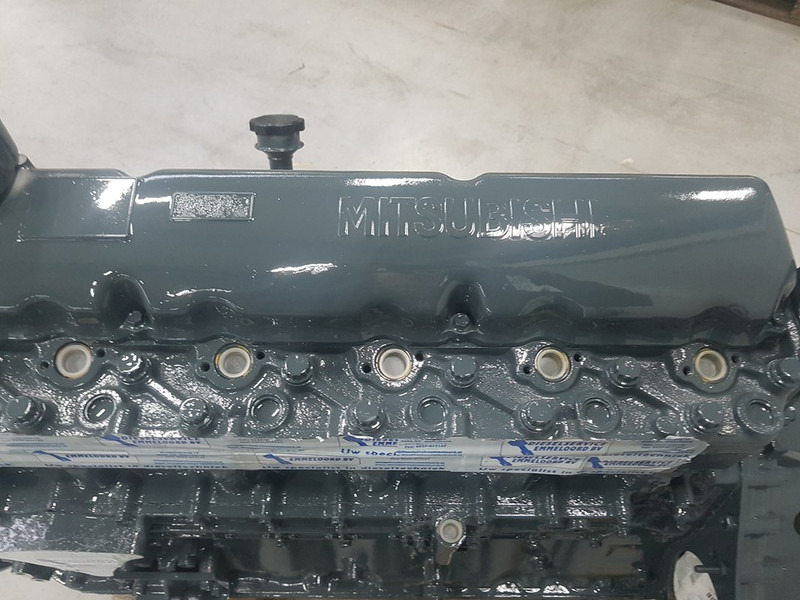 Mitsubishi 6D14 LONG-BLOCK - آلات البناء: صور 5 Mitsubishi 6D14 LONG-BLOCK - آلات البناء: صور 5