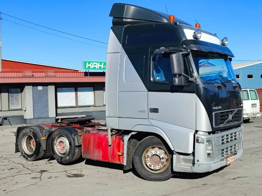 Volvo FH 13 - شاحنة جرار: صور 2 Volvo FH 13 - شاحنة جرار: صور 2