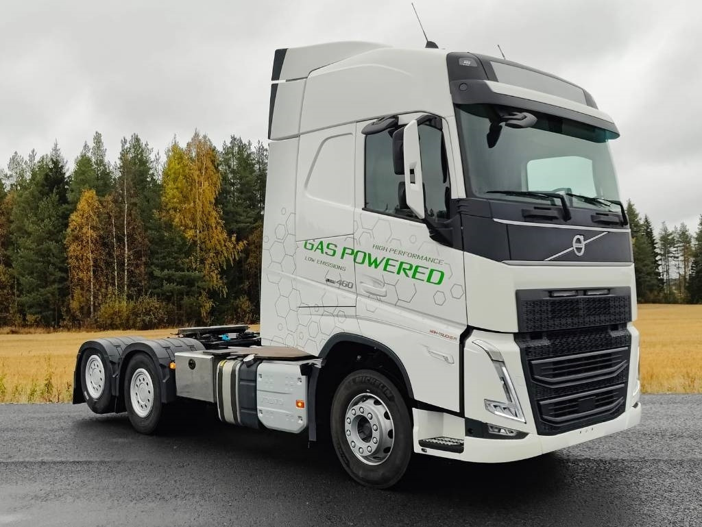 Volvo FH 460 LNG  - شاحنة جرار: صور 3 Volvo FH 460 LNG  - شاحنة جرار: صور 3