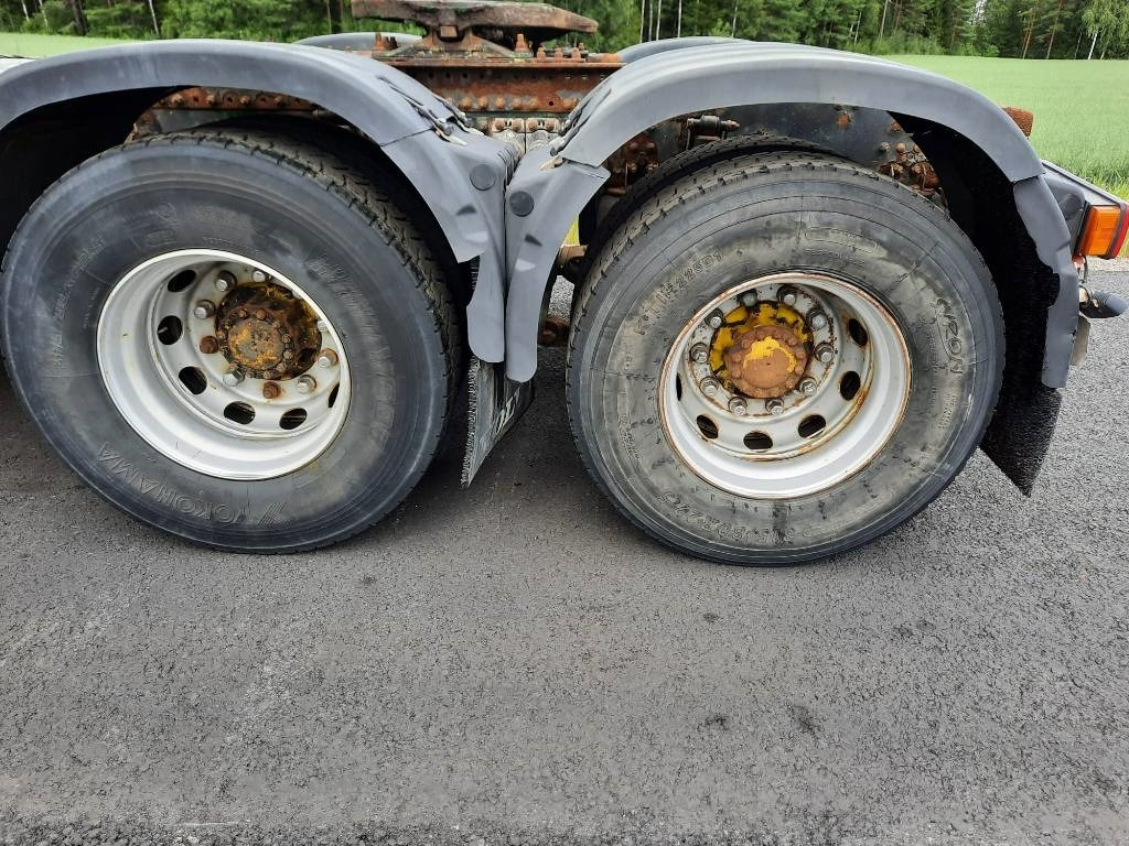 Volvo FH12 460 - شاحنة جرار: صور 5 Volvo FH12 460 - شاحنة جرار: صور 5