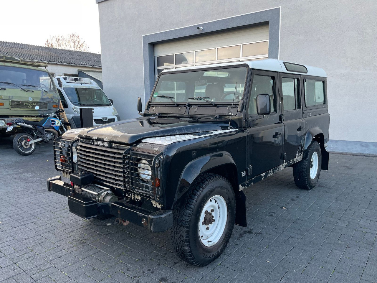 Land Rover Defender 110 SW 2.5 TD , Wohnm.Zulassung, 1.Hand - سيارة دفع رباعي: صور 3 Land Rover Defender 110 SW 2.5 TD , Wohnm.Zulassung, 1.Hand - سيارة دفع رباعي: صور 3