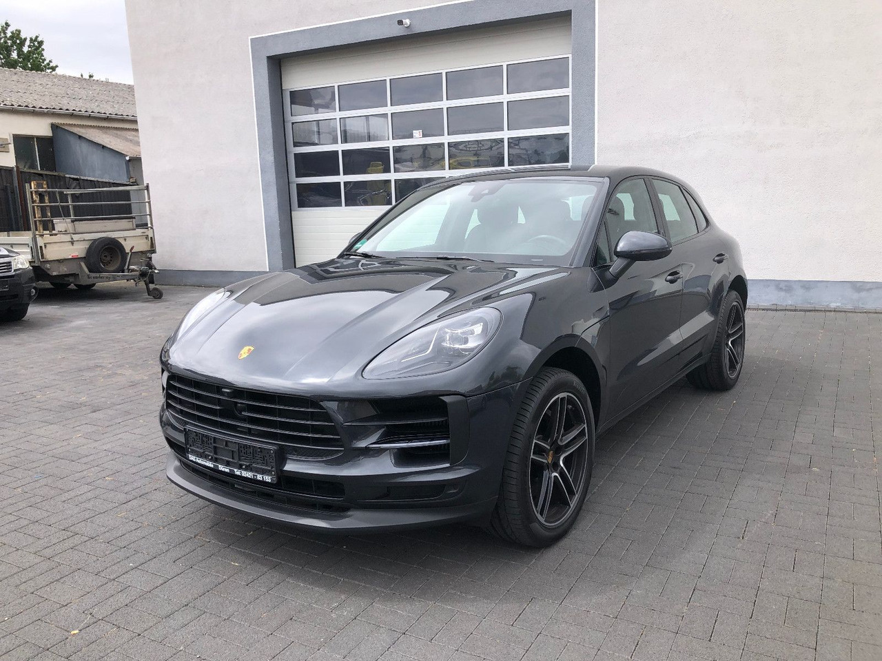 Porsche Macan S 3.0 V6 - سيارة دفع رباعي: صور 1 Porsche Macan S 3.0 V6 - سيارة دفع رباعي: صور 1