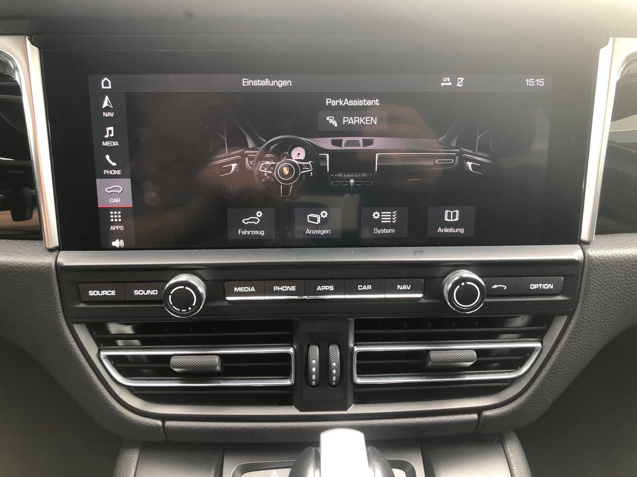 سيارة دفع رباعي Porsche Macan S  3.0 V6: صور 26