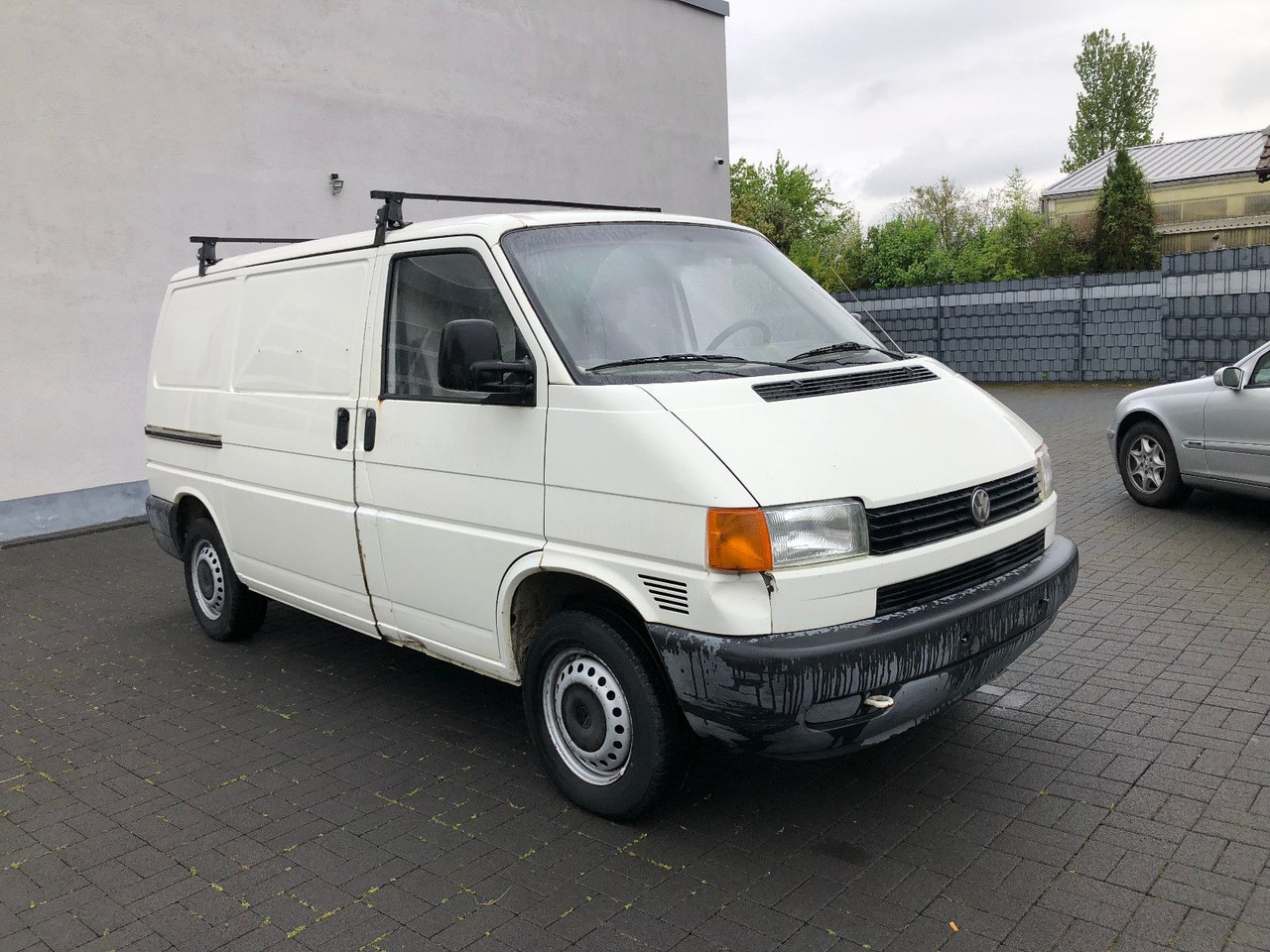 Volkswagen T4 - 1.9 TD - فان المدمجة: صور 3 Volkswagen T4 - 1.9 TD - فان المدمجة: صور 3