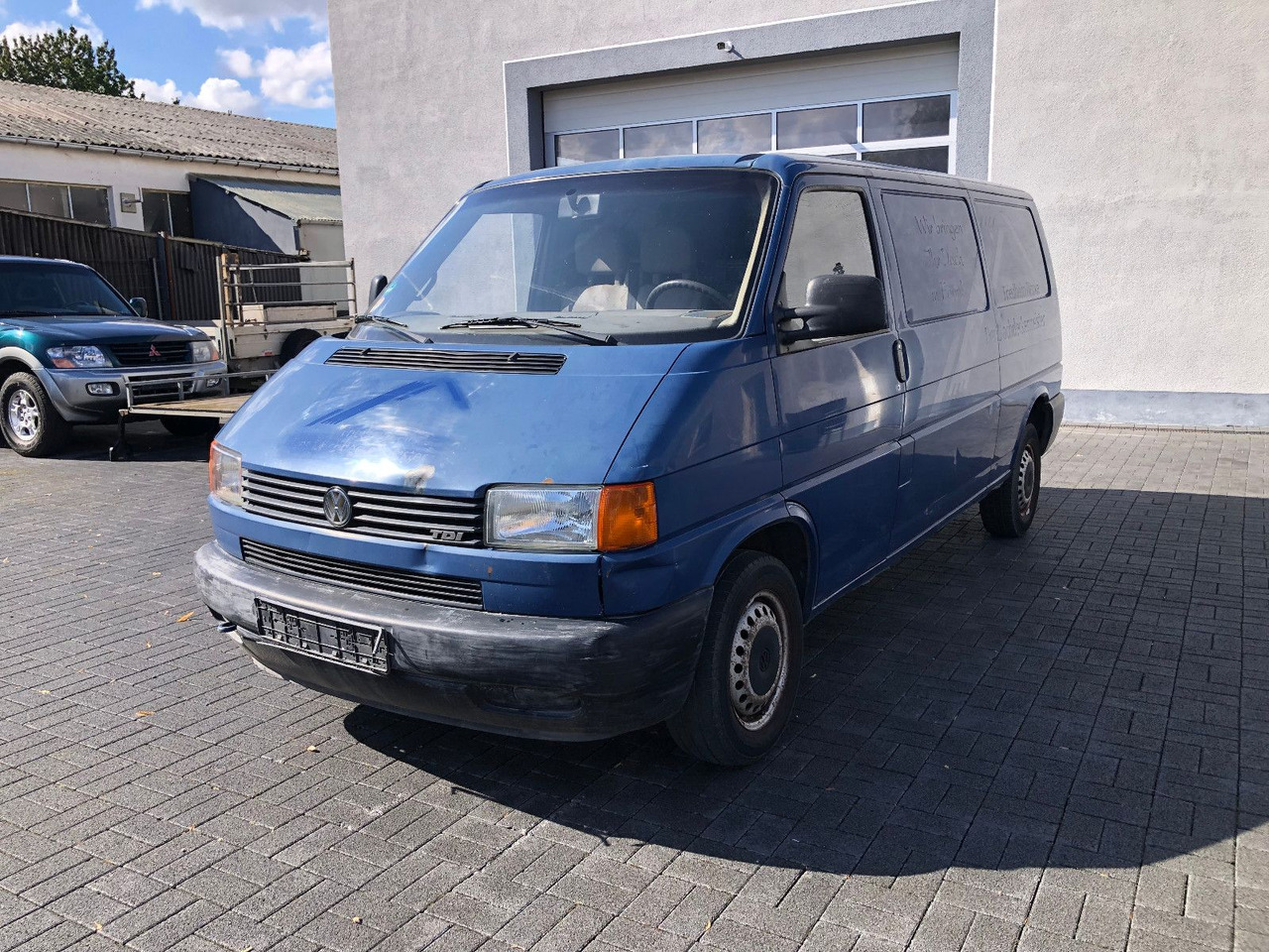 Volkswagen T4 2.5 TDI Lang - فان المدمجة: صور 1 Volkswagen T4 2.5 TDI Lang - فان المدمجة: صور 1