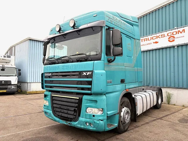 DAF XF 105.460 ATE SPACECAB (EURO 5 / ZF MANUAL GEARBOX / P.T.O. / AIRCONDITIONING / FRIDGE UNDER BED / ETC.) - شاحنة جرار: صور 1 DAF XF 105.460 ATE SPACECAB (EURO 5 / ZF MANUAL GEARBOX / P.T.O. / AIRCONDITIONING / FRIDGE UNDER BED / ETC.) - شاحنة جرار: صور 1