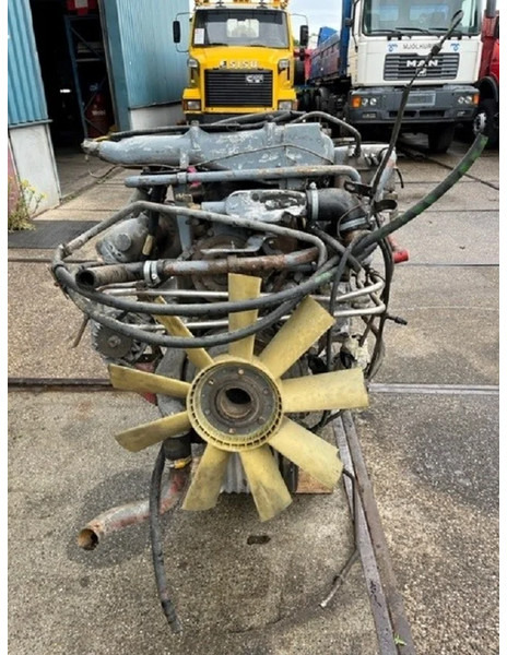 MAN D2566-MF 6-CILINDER ENGINE WITH ZF GEARBOX - المحرك - شاحنة: صور 3 MAN D2566-MF 6-CILINDER ENGINE WITH ZF GEARBOX - المحرك - شاحنة: صور 3